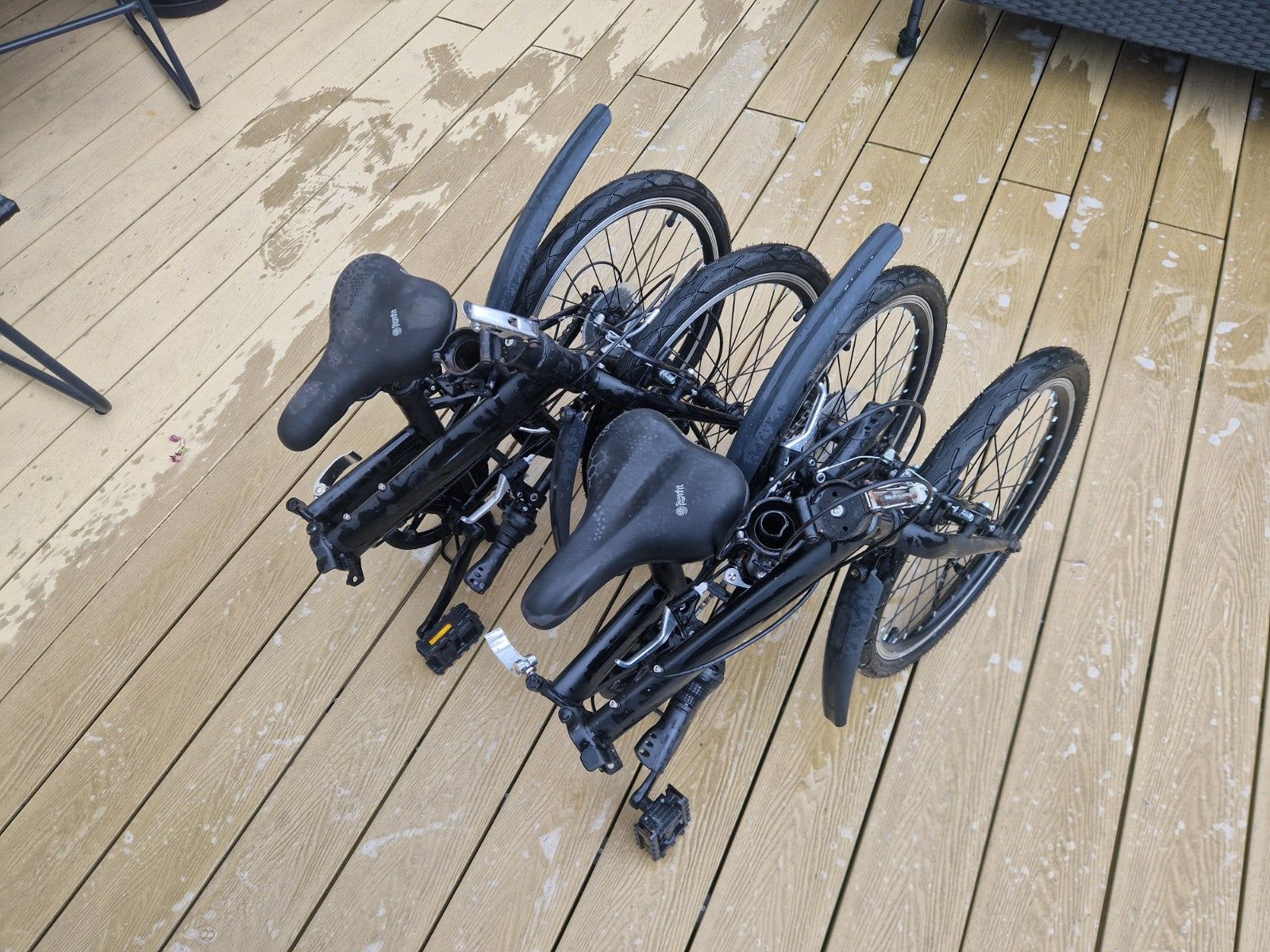 2x Black Folding Bikes w/ Mudguards, V-Brakes, Flat Bar, Grip Shifter