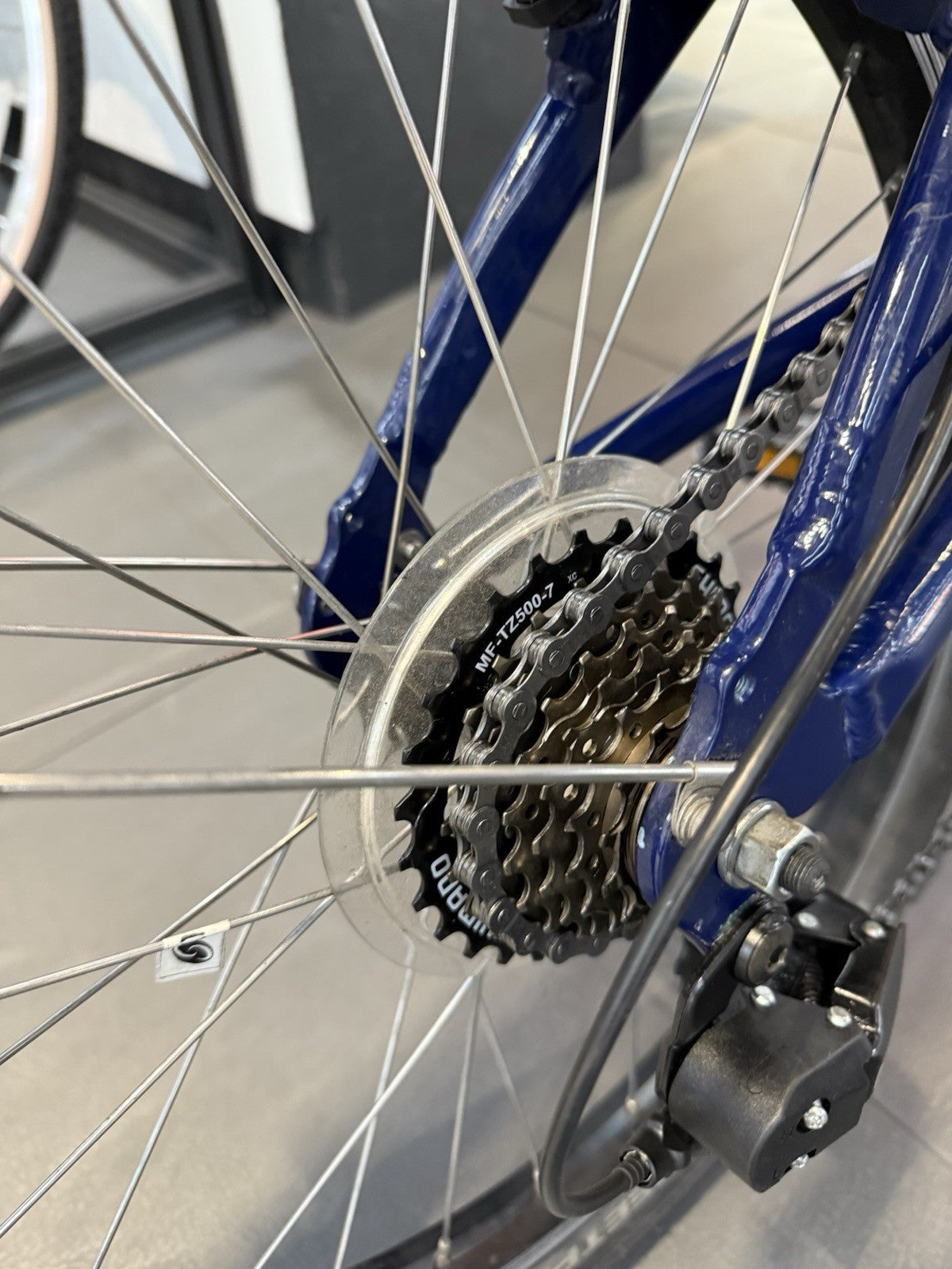 Tern 20in Folding Bike Blue 7-Speed Derailleur V-Brakes Mudguards Kickstand