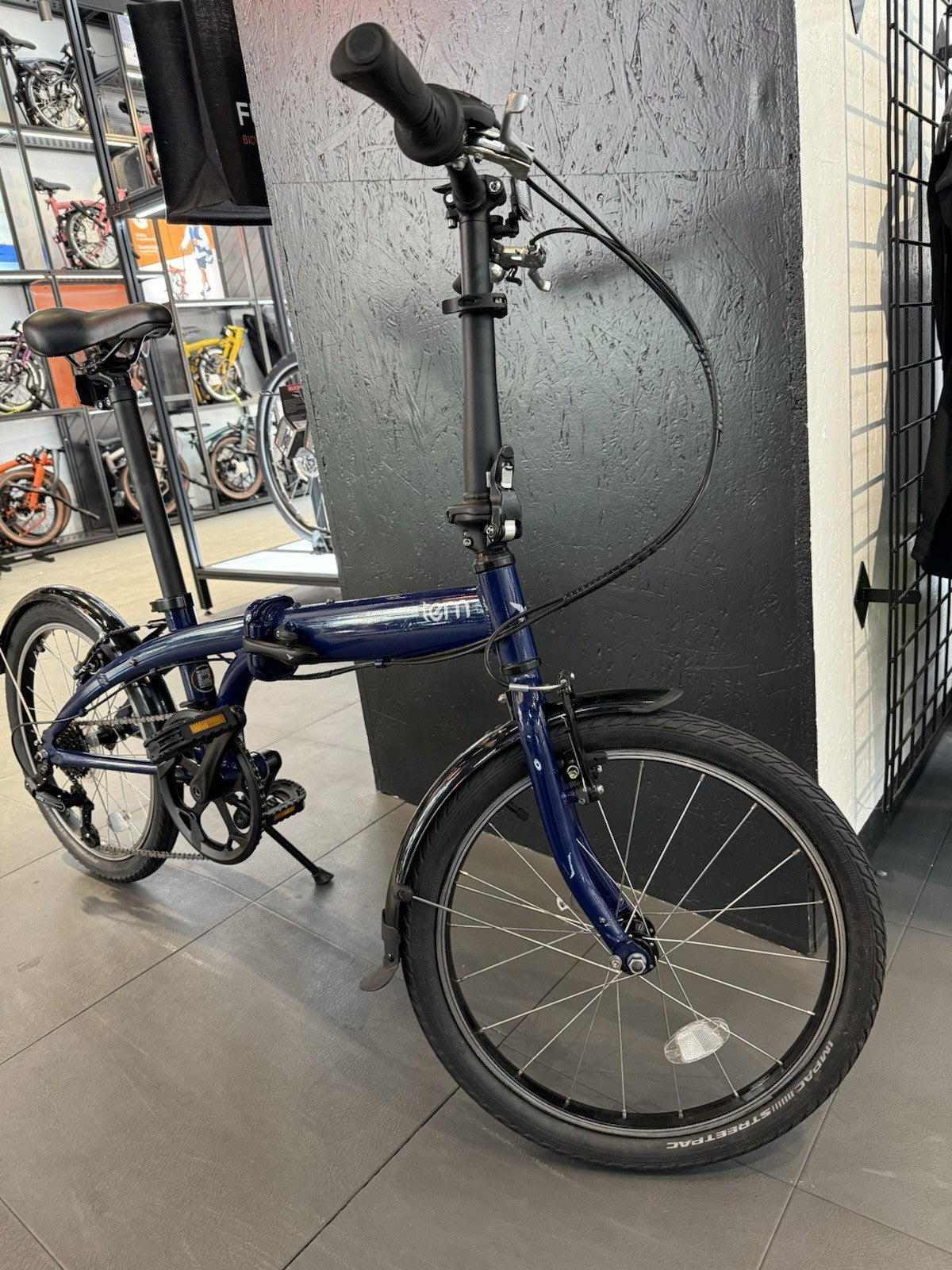 Tern 20in Folding Bike Blue 7-Speed Derailleur V-Brakes Mudguards Kickstand