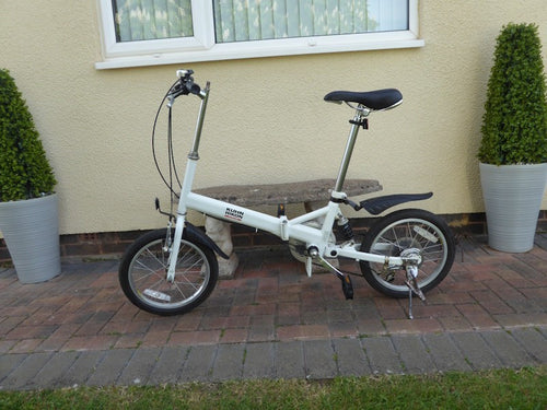 Adults Size Folding Bike. 16" Wheels 6 Gears. Rear Suspension View Exeter