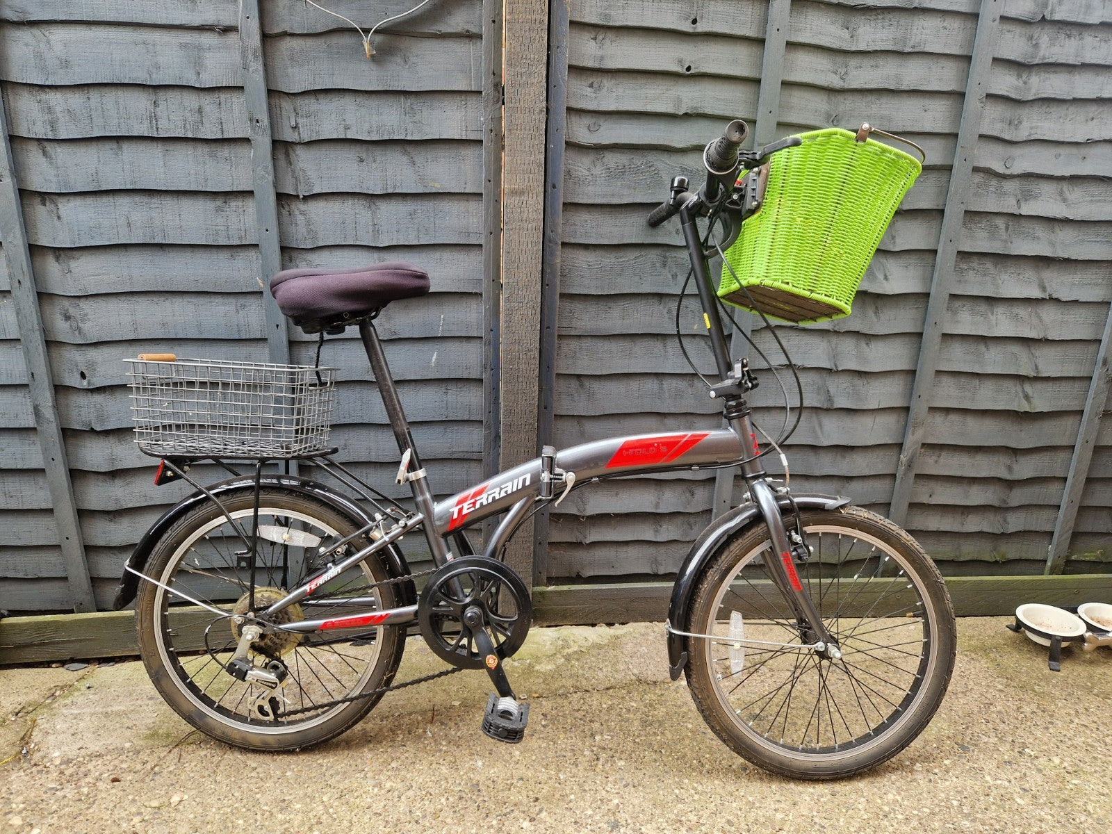Terrain Folding Shopper commuter Bicycle Bike COLLECTION ONLY