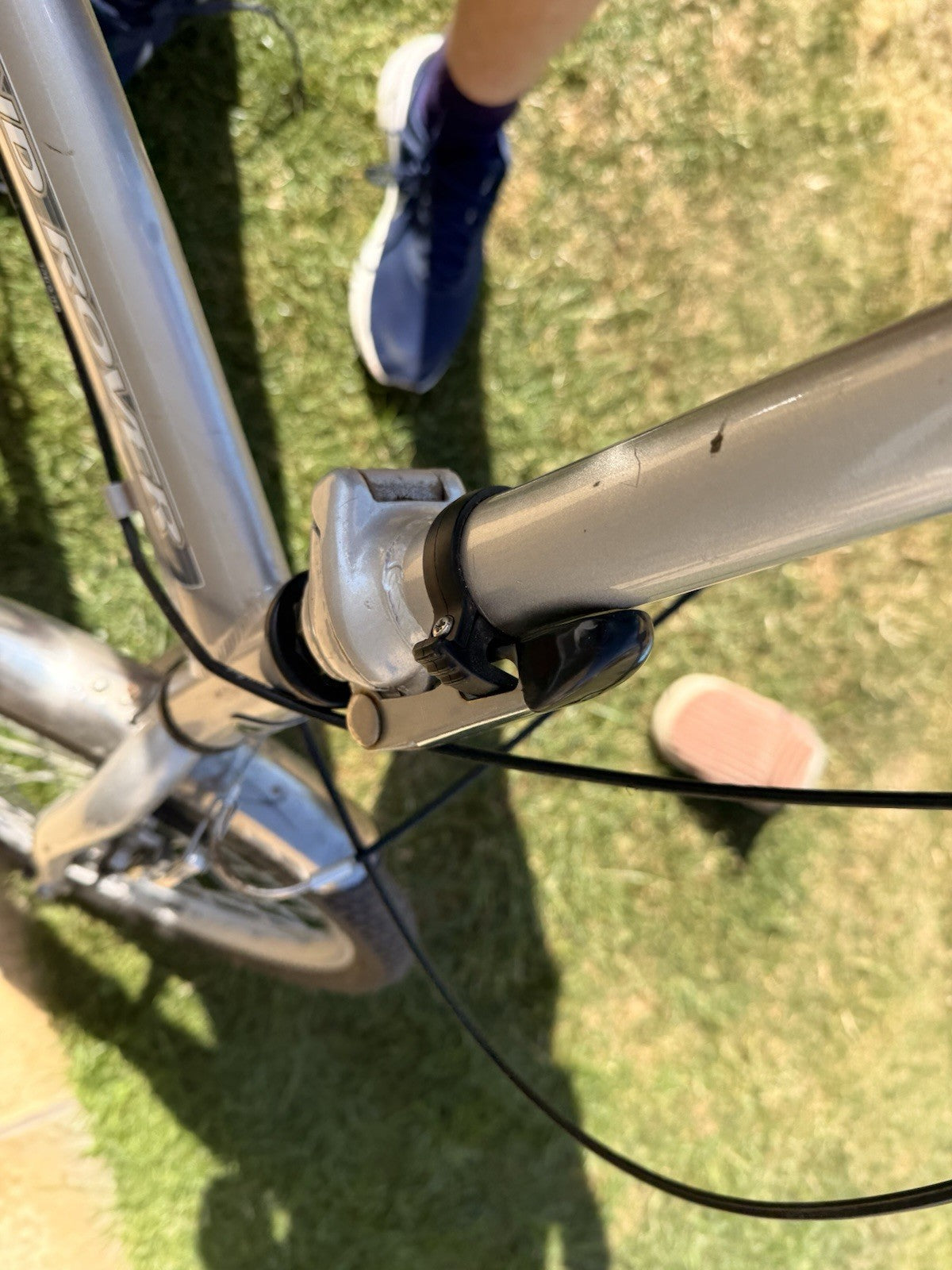 Land Rover Folding Bike 20in Aluminium 7-Speed Grip Shifter , great condition ju