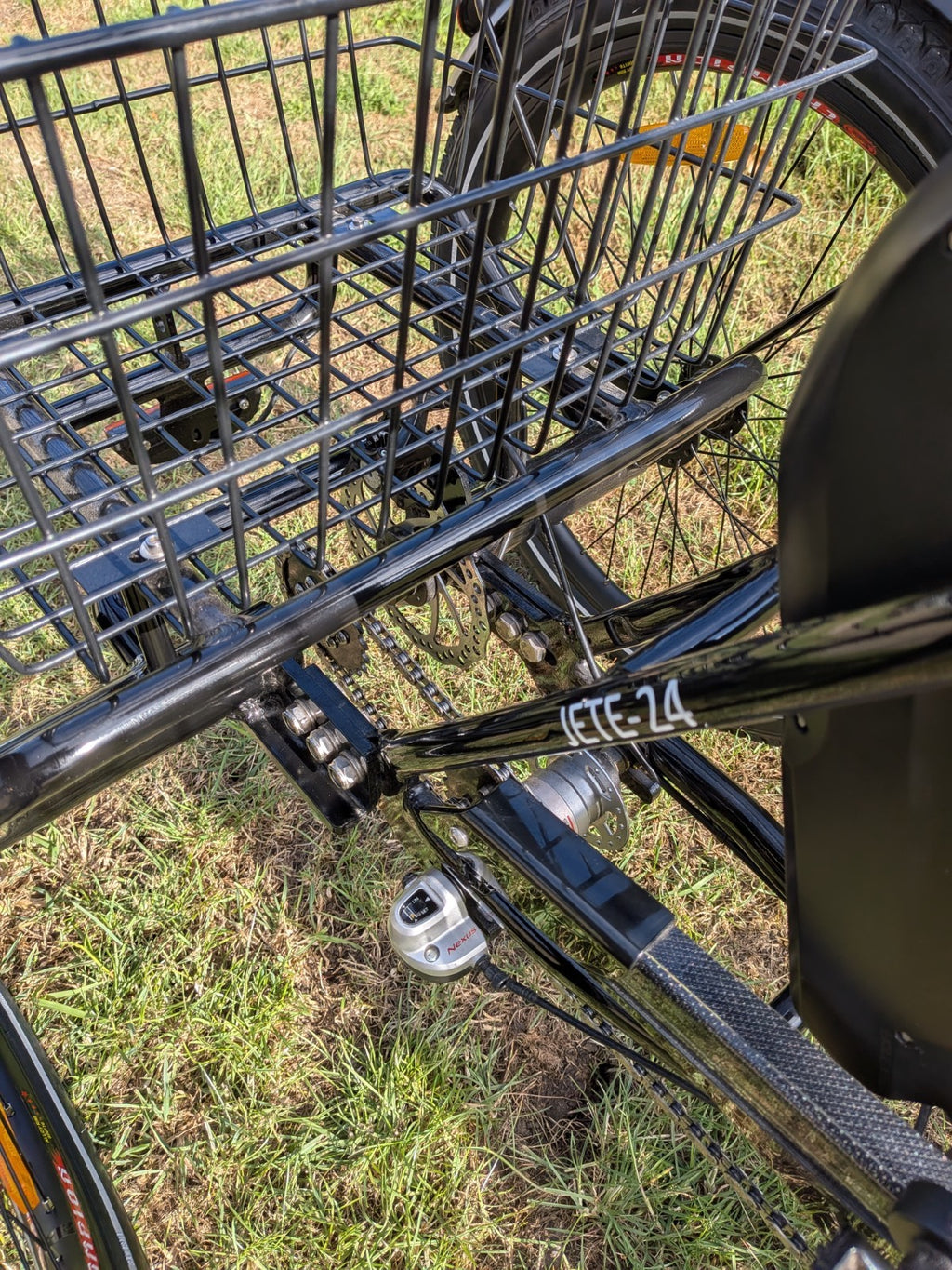 Jorvik Folding 'E' Tricycle,24inch Wheels, Low Usage, Delivery Possible
