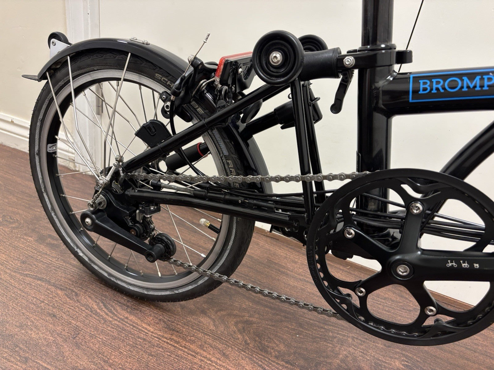 Brompton M6L Folding Bike (E) Black