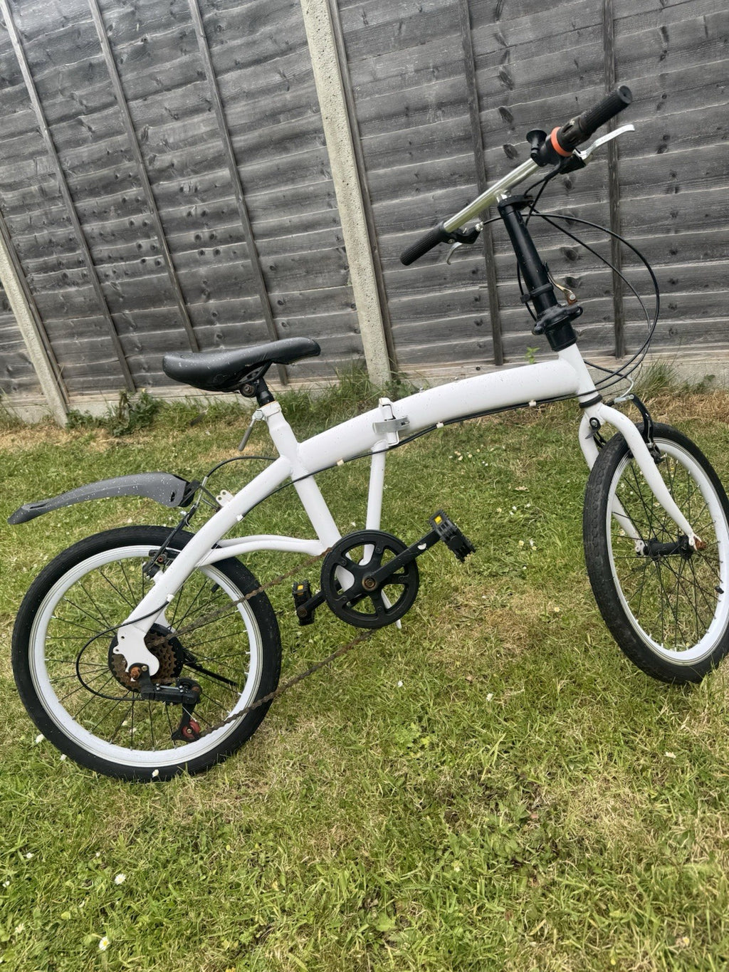 White Aomeisi Folding Bike Unisex Adults 20 Inch Wheels 7 Speed