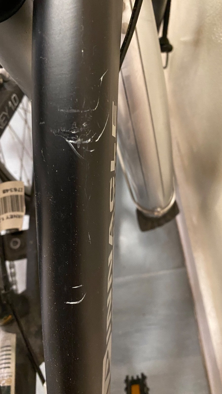 Pinnacle Journey 1.0 folding bike in matte black. Shimano Nexus 3-speed.