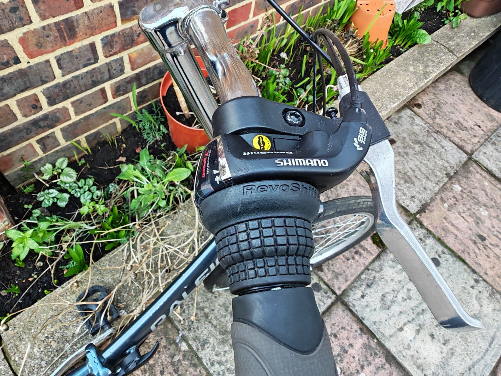 Raleigh Evo7SP Folding Bike 20-inch Wheels Great Condition
