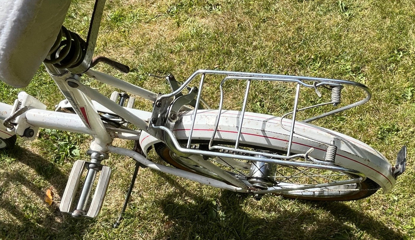 UNIVERSAL : 20" Wheel UniSport Sturmey Archer 3 Speed 1980s Vintage Folding Bike