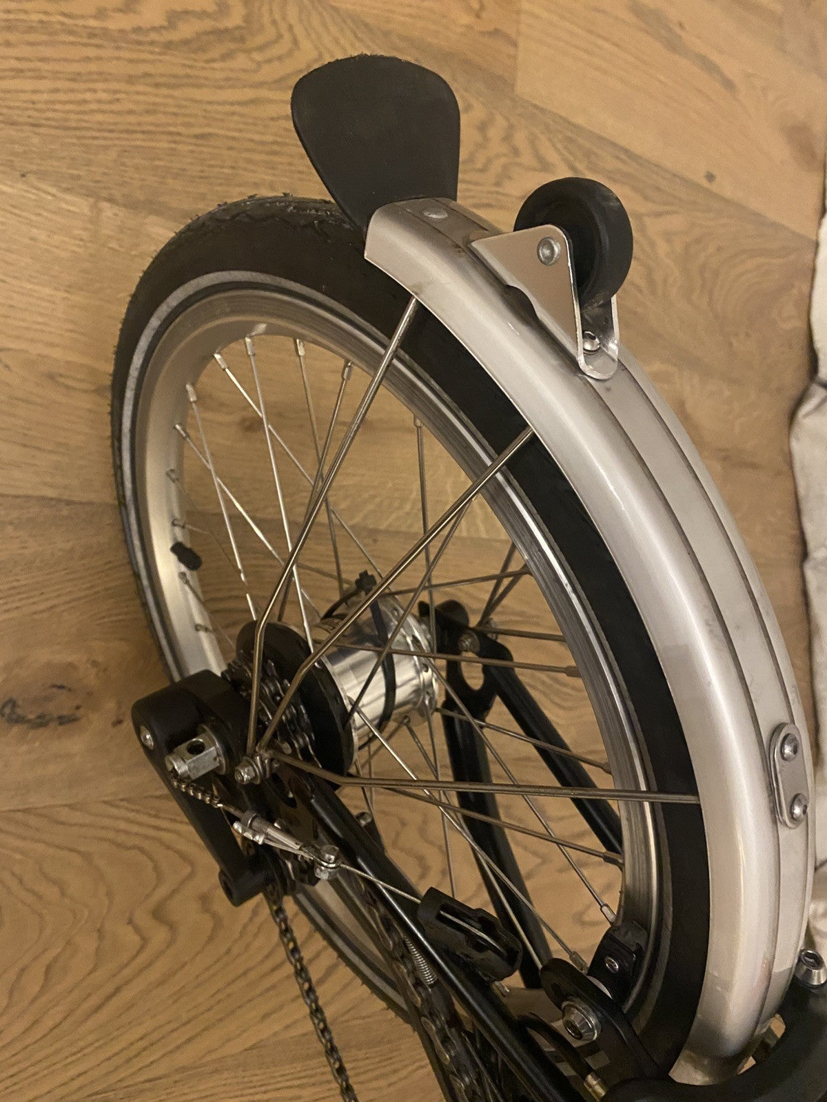 Brompton C Line Folding Bike In Black.   6 Speed - In Very Good Condition.