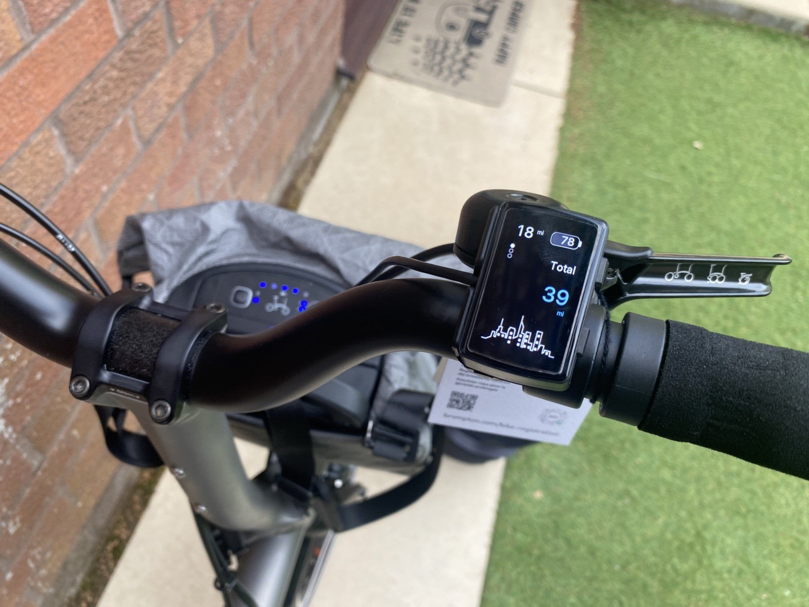 Brompton T Line 4 Speed virtually brand-new.