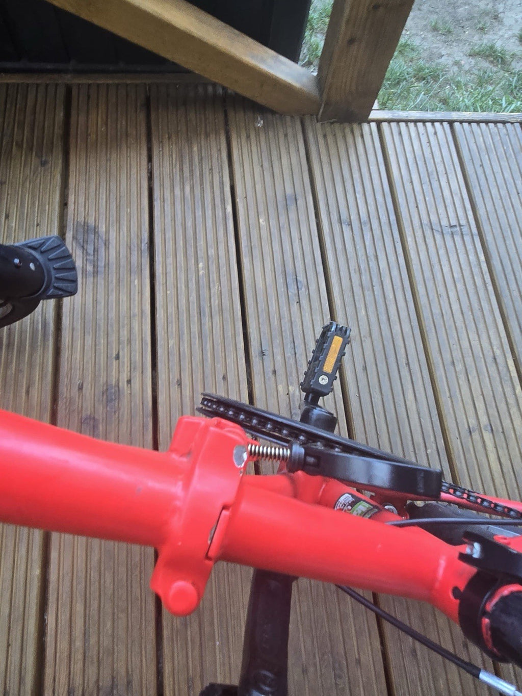B’TWIN 20in Red Folding Bike V-Brake Mudguards Kickstand Grip Shifter