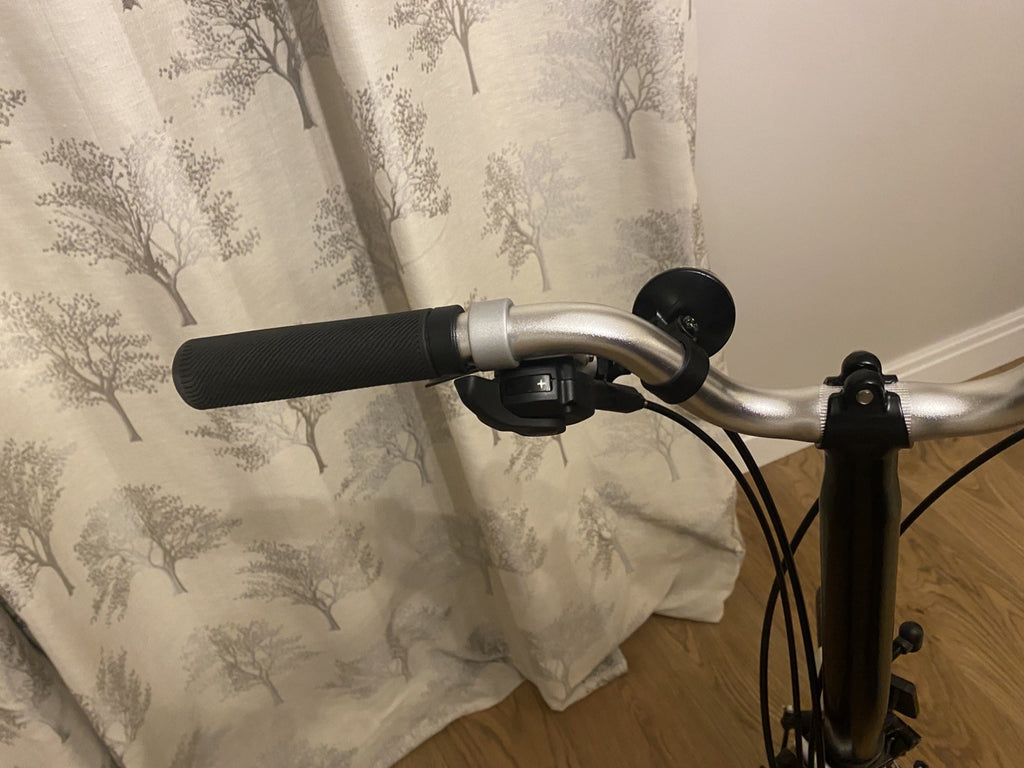 Brompton C Line Folding Bike In Black.   6 Speed - In Very Good Condition.
