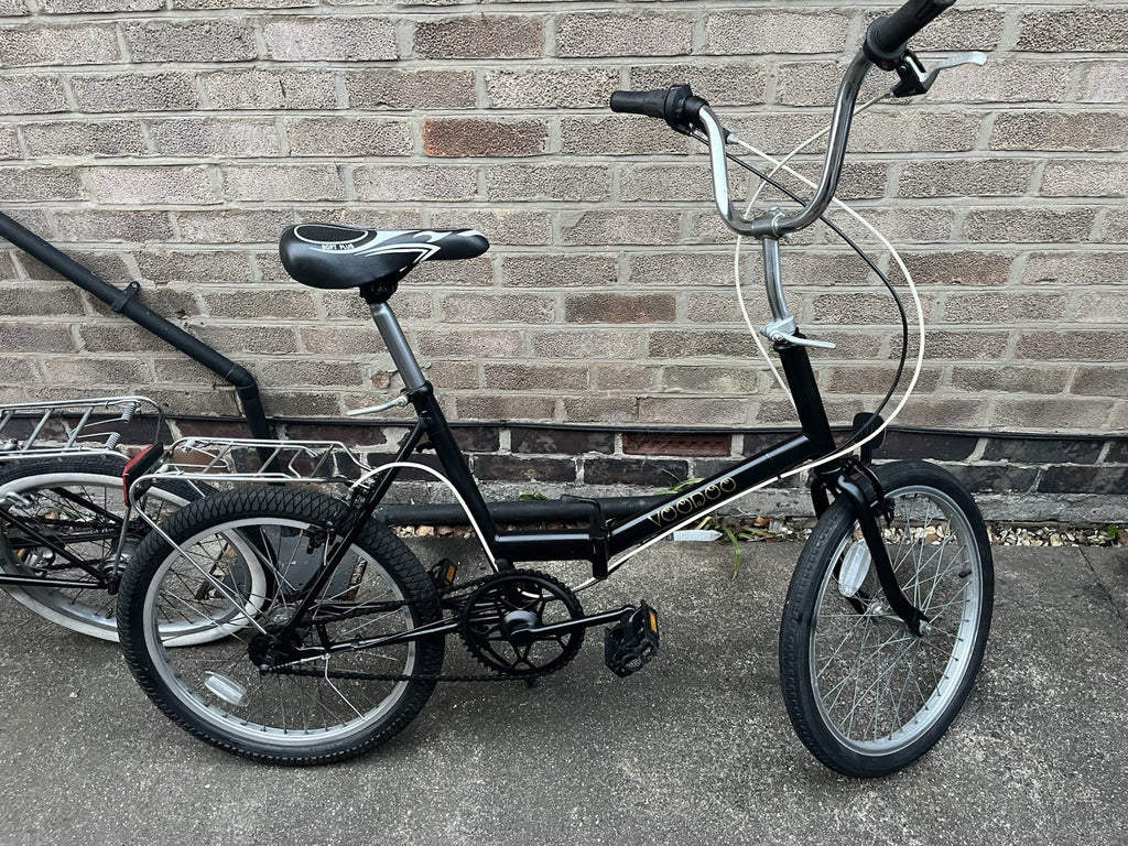 Folding bikes -3 speed- easy folding step over-20 inches- Pristine condition