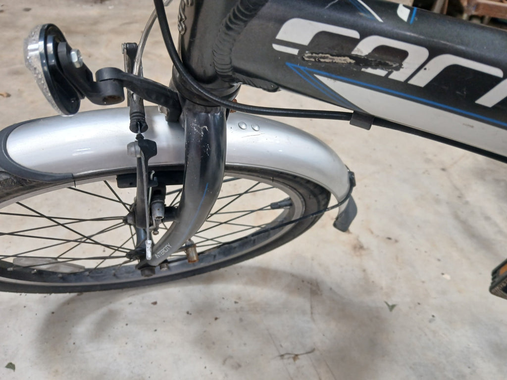 Carrera Intercity 20in Folding Bike Aluminium 8-Speed Grip Shifter Black/Blue