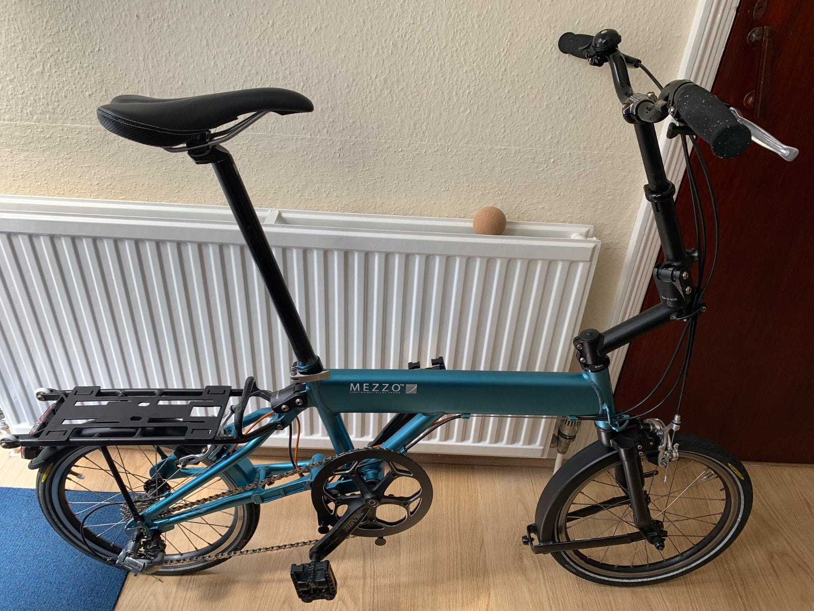 Mezzo D9 Folding Bike Bicycle - Very Good Condition - Serviced with New Parts
