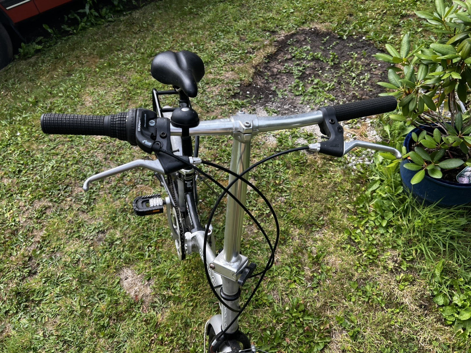Bicycle “Apollo Transition” Folding 6 Speed Shimano Gear 20” Wheels Aluminium