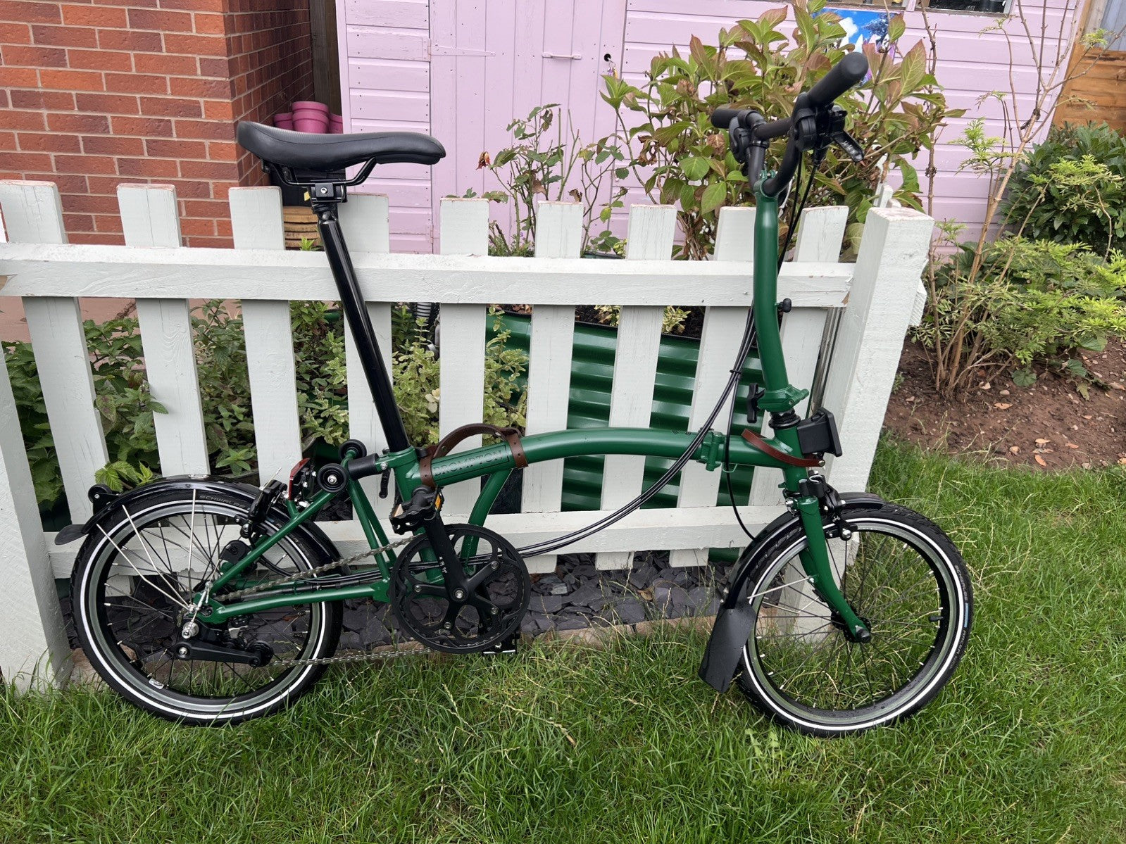 2024 Brompton C Line Explore 6-Speed - British Racing Green - pristine