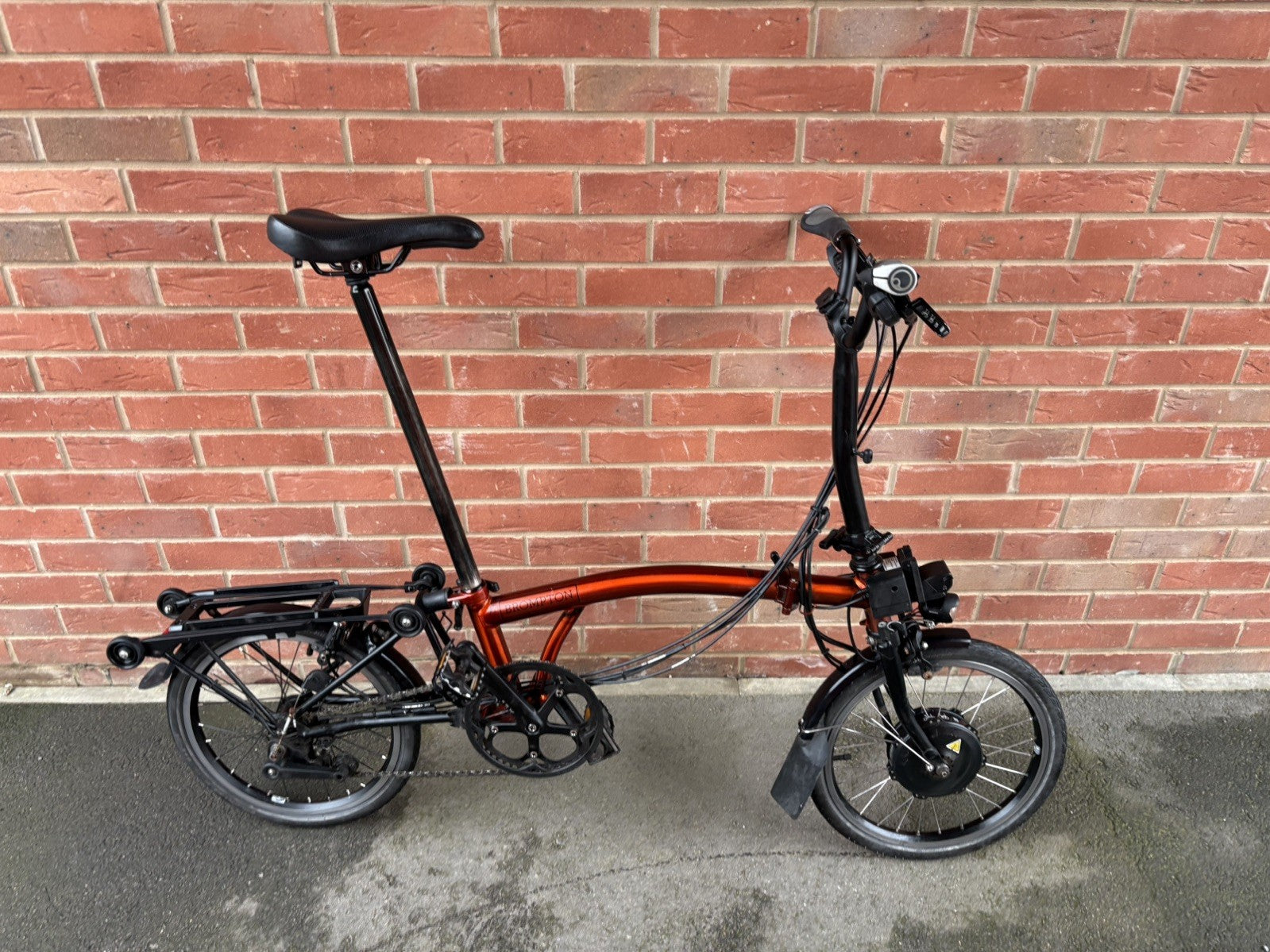 Brompton C Line Electric Flame Lacquer - with battery and upgraded bag