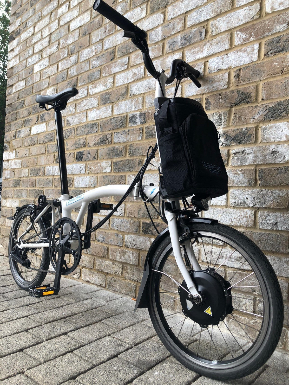 Brompton Electric White Mid 2 Speed (M2L) - Ex-Demo - VERY CHEAP GREAT DEAL!