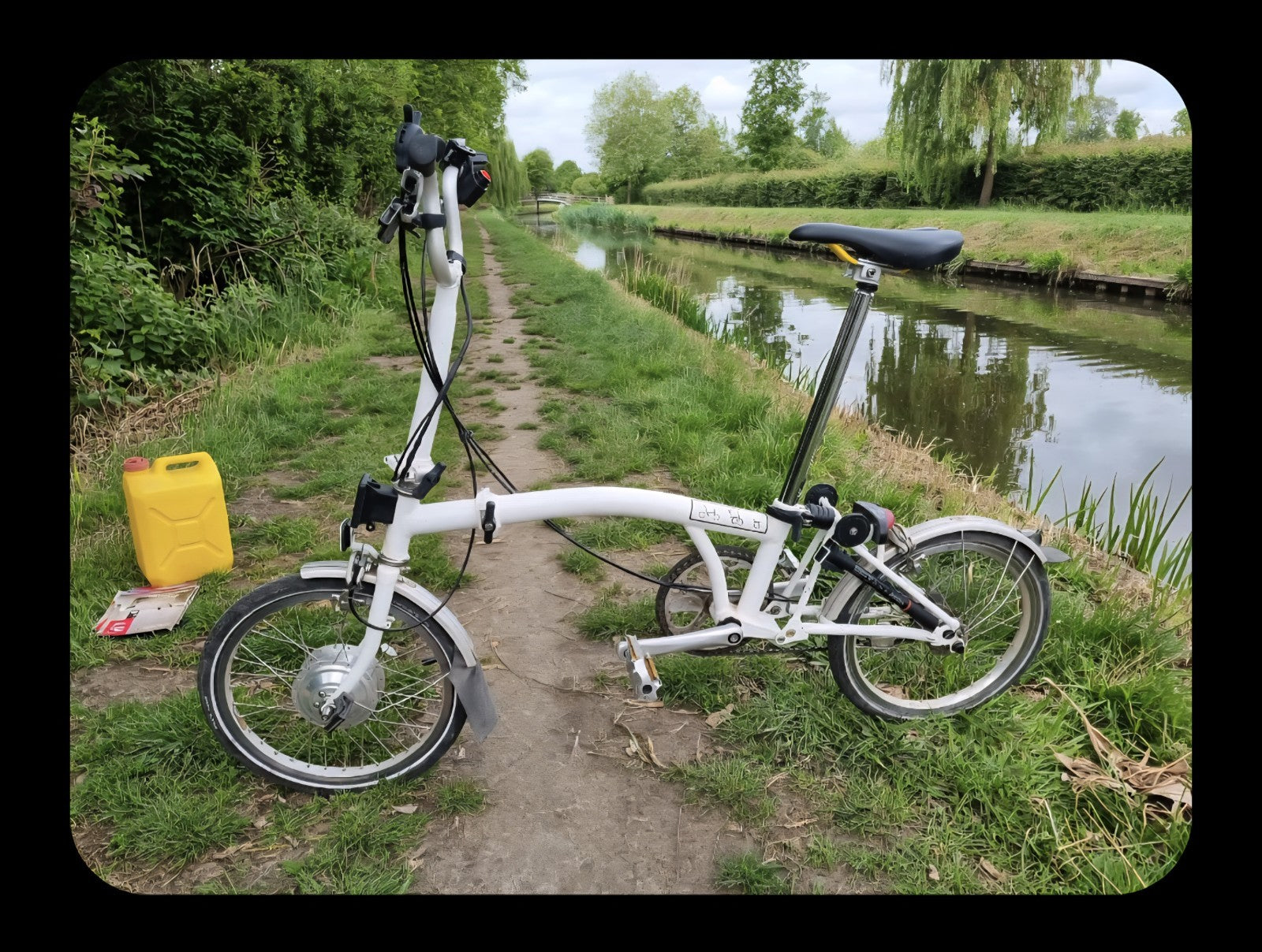 Brompton ML3 E  Folding Bike 3-Speed. e. Excellent Condition