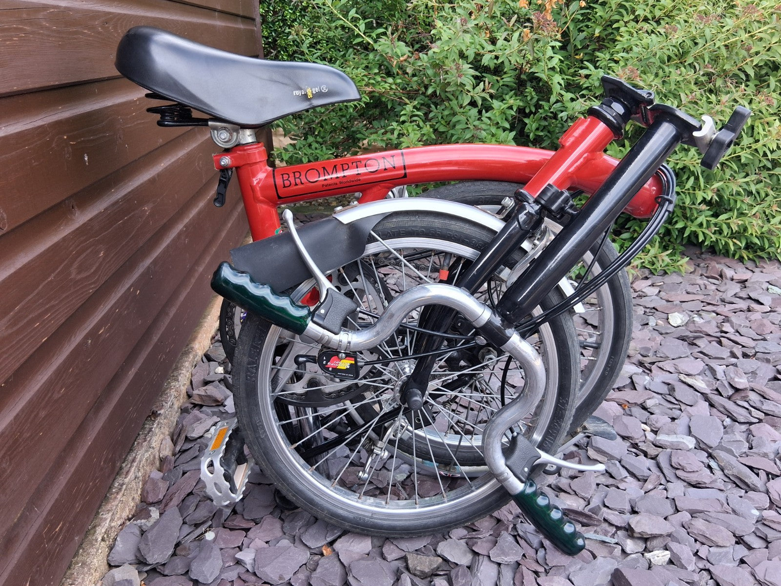 Brompton M3L Folding Bike 3 speed, Red, Good condition
