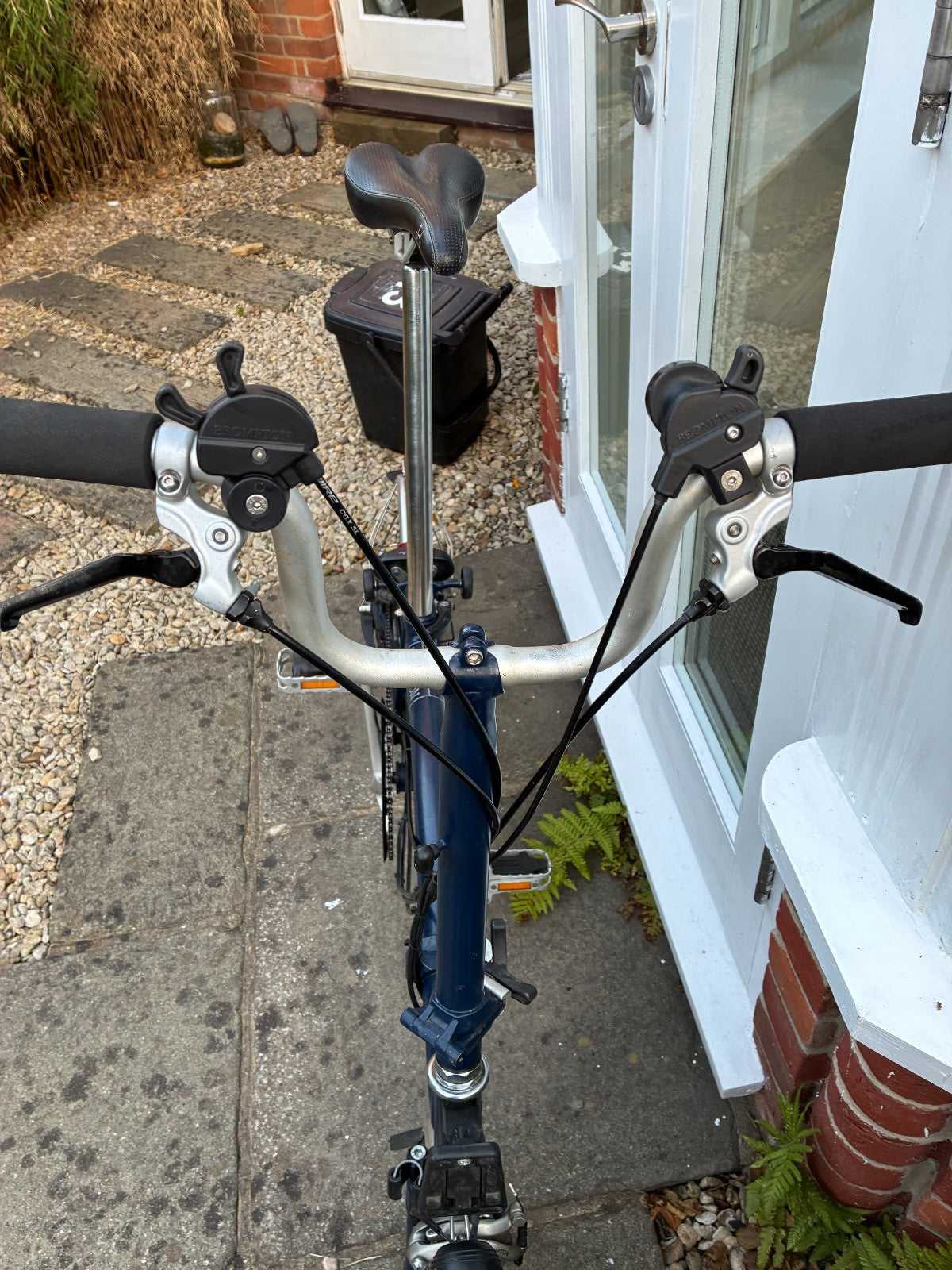 Brompton M6L Folding Bike , Blue 6 Speed, Dynamo lights and mudguards
