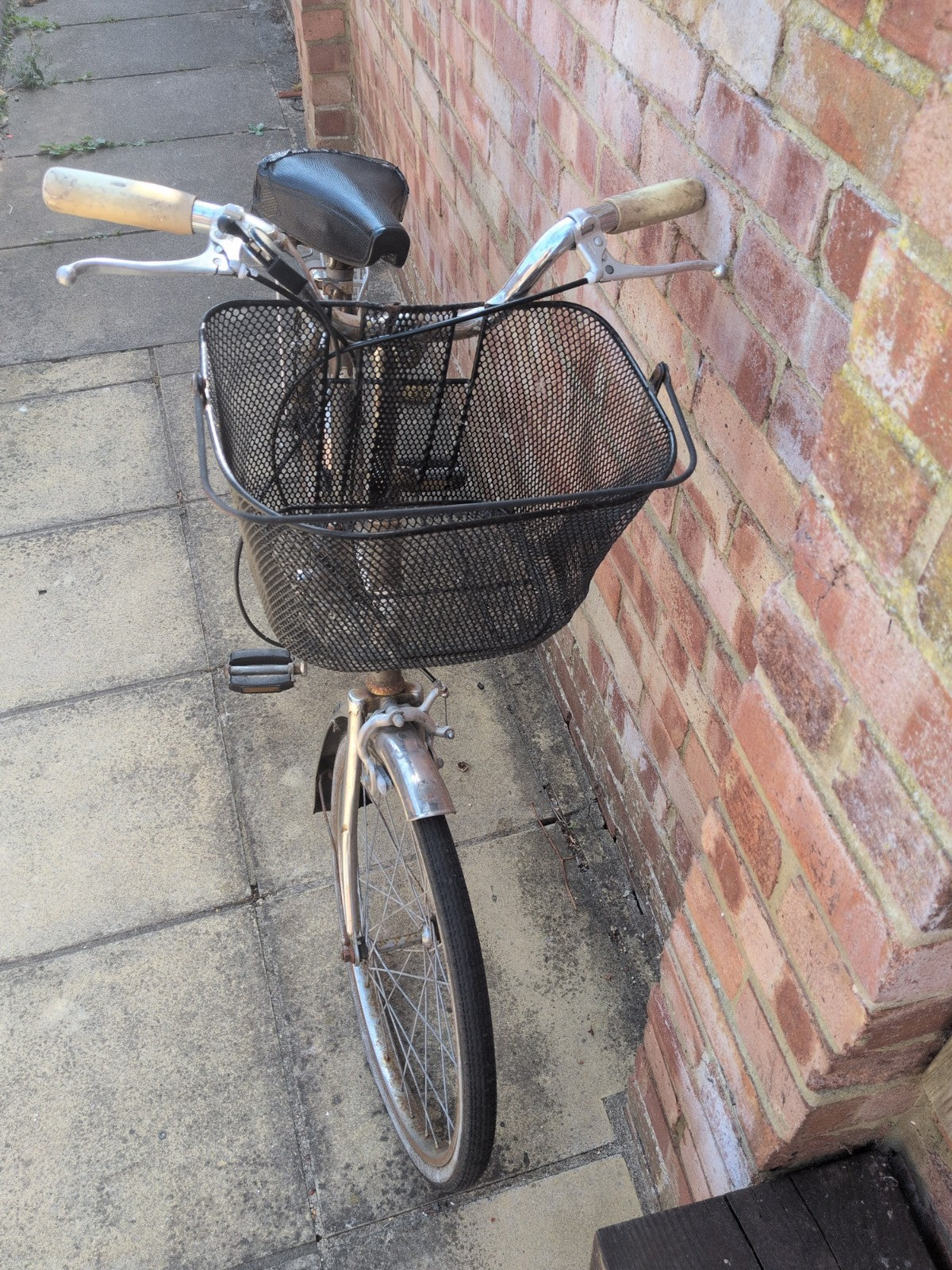 Dawes Kingpin classic folding 3 speed bike, in good working condition