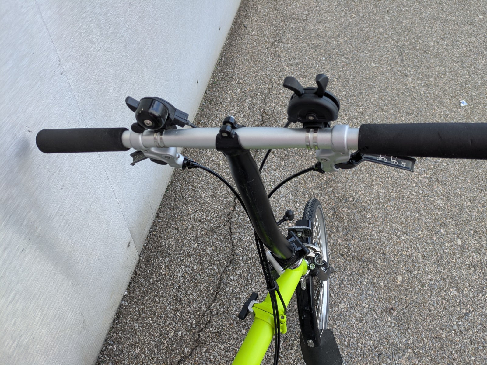 Bright Lime 6-speed Brompton - Leather Brookes Saddle - Tall Seat Post (S6L)