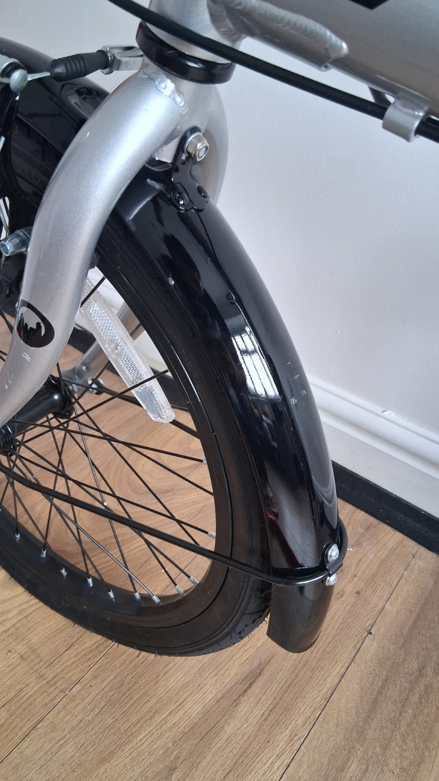 Cross Citysprint Folding Bike 20in Silver/Black, Mudguards, Twist Grip
