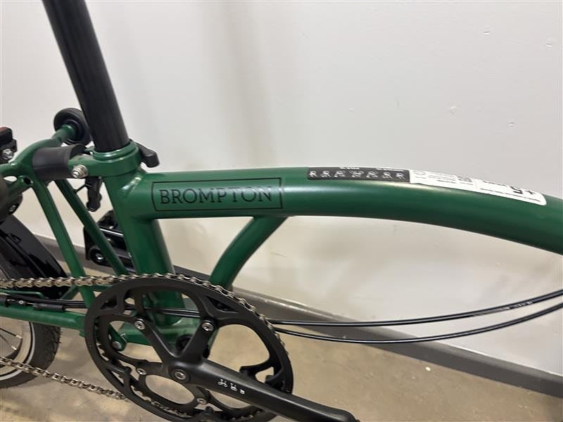 Brompton C Line 2 Speed 2023 Mid Handlebar Folding Bike - Racing Green