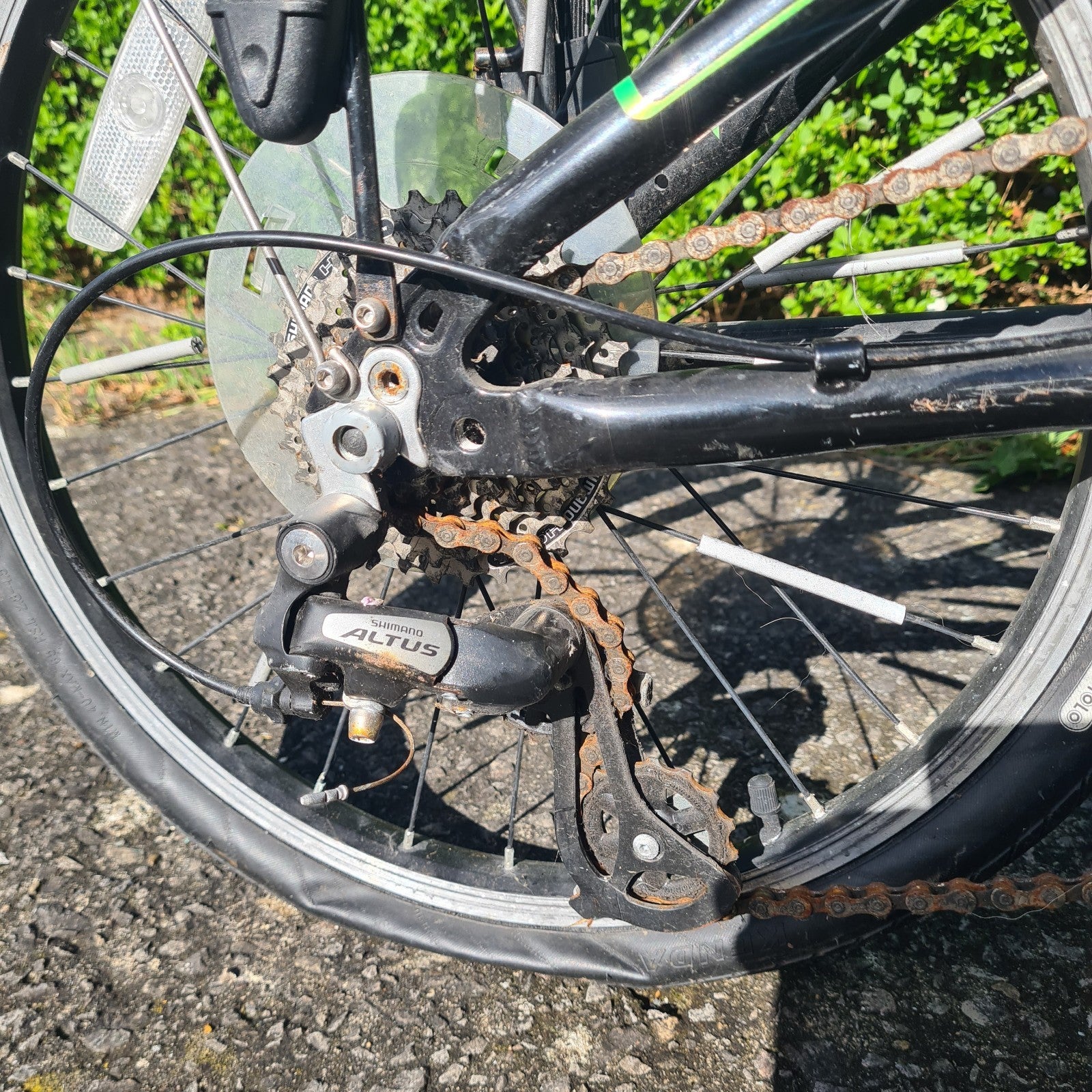 Dahon Vitesse D8 Folding Bike - Black/Green - Project/Spares or Repair