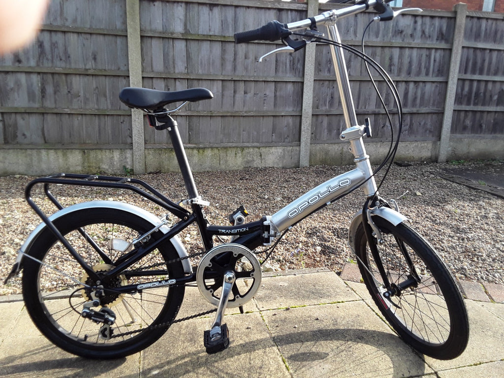 Apollo Folding Bike 20"  Aluminium Frame Speed Excellent condition