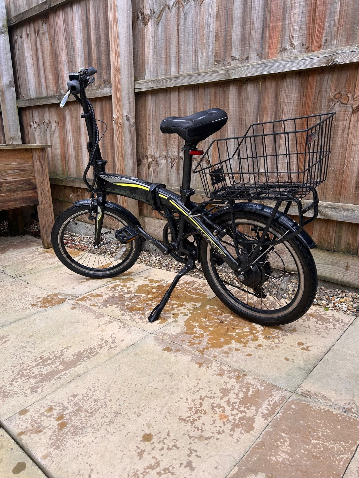 Carrera Crosscity E  Folding Bike Pedal Assist