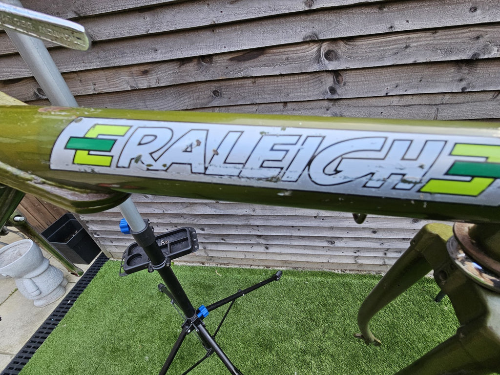 Raleigh Shopper Twenty 20 Frame 70s  Stowaway folding bike. including crakset.