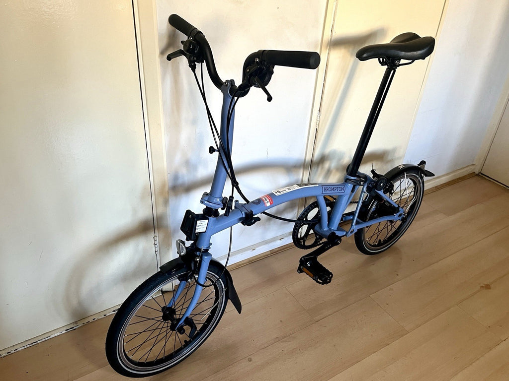Brompton C Line Explore  6 speed, M Handlebar, Sky Blue - 2024 in EXC COND