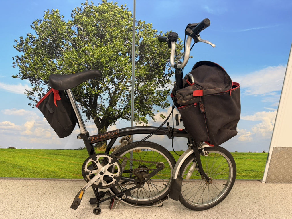 Brompton C Line M5L (5 Speed) folding bicycle -Black