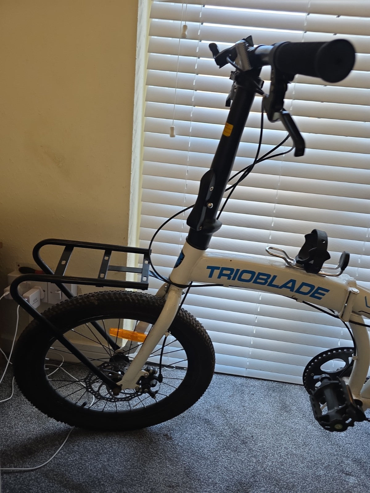 Trioblade 20 Inch Folding Bike White