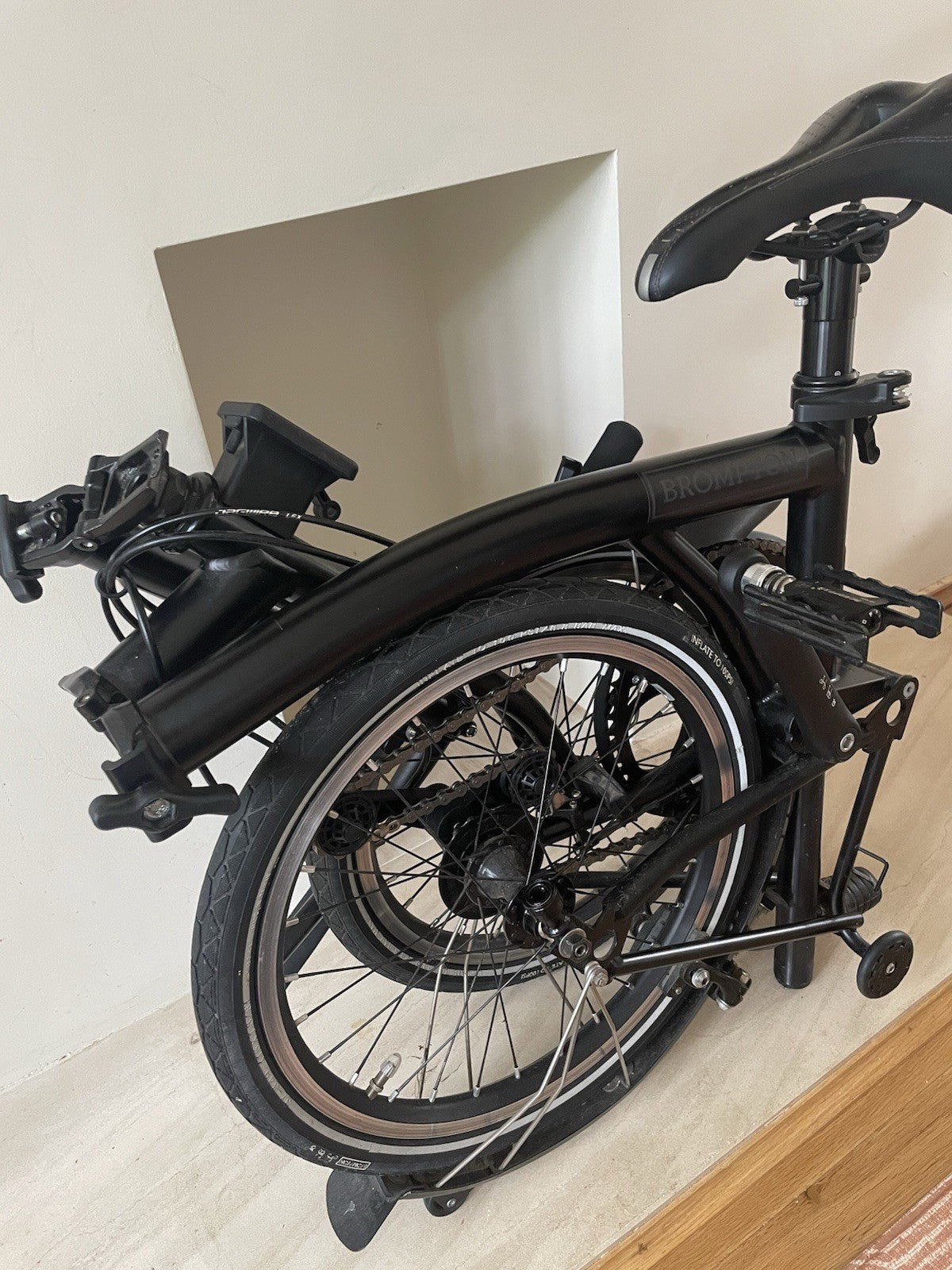 Brompton S2L Folding Bike – 2016 – Black Edition – 2 Speed
