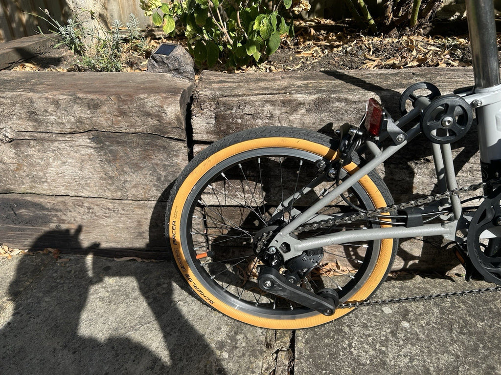 Brompton CHPT3 V4. Titanium 4 speed.