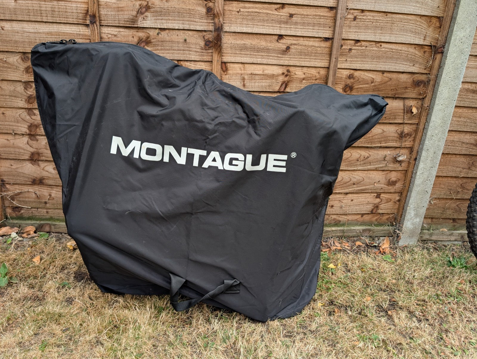 Montague Paratrooper Folding Mountain Bike - medium, 26" Wheels, disc brakes
