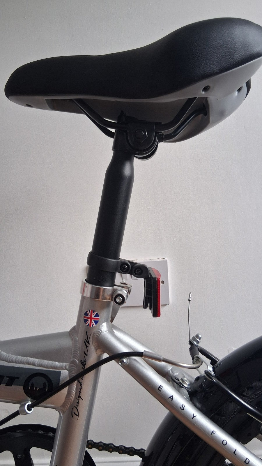 Cross Citysprint Folding Bike 20in Silver/Black, Mudguards, Twist Grip