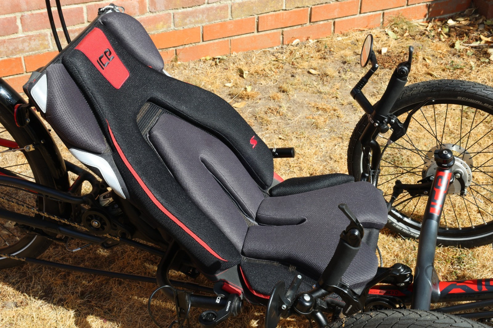 ICE Sprint X Tour folding recumbent adult trike - great condition, just 98 miles