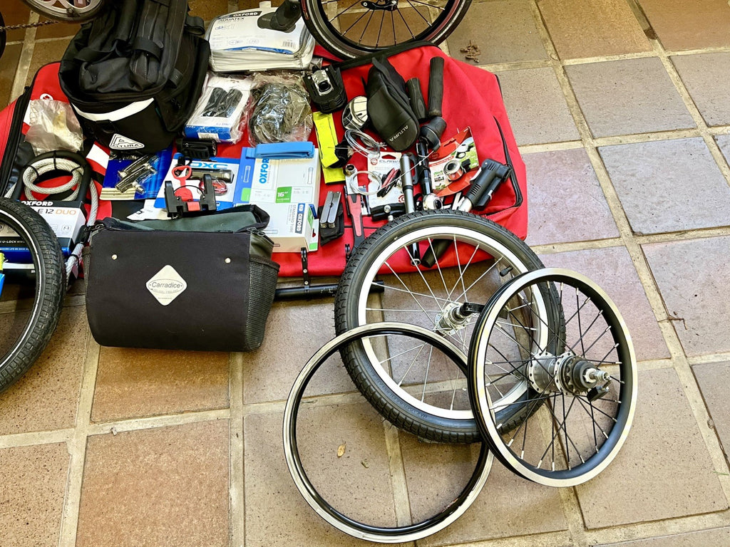 Dahon Presto Lite 16" Folding Bike come with every spare and accessory needed.