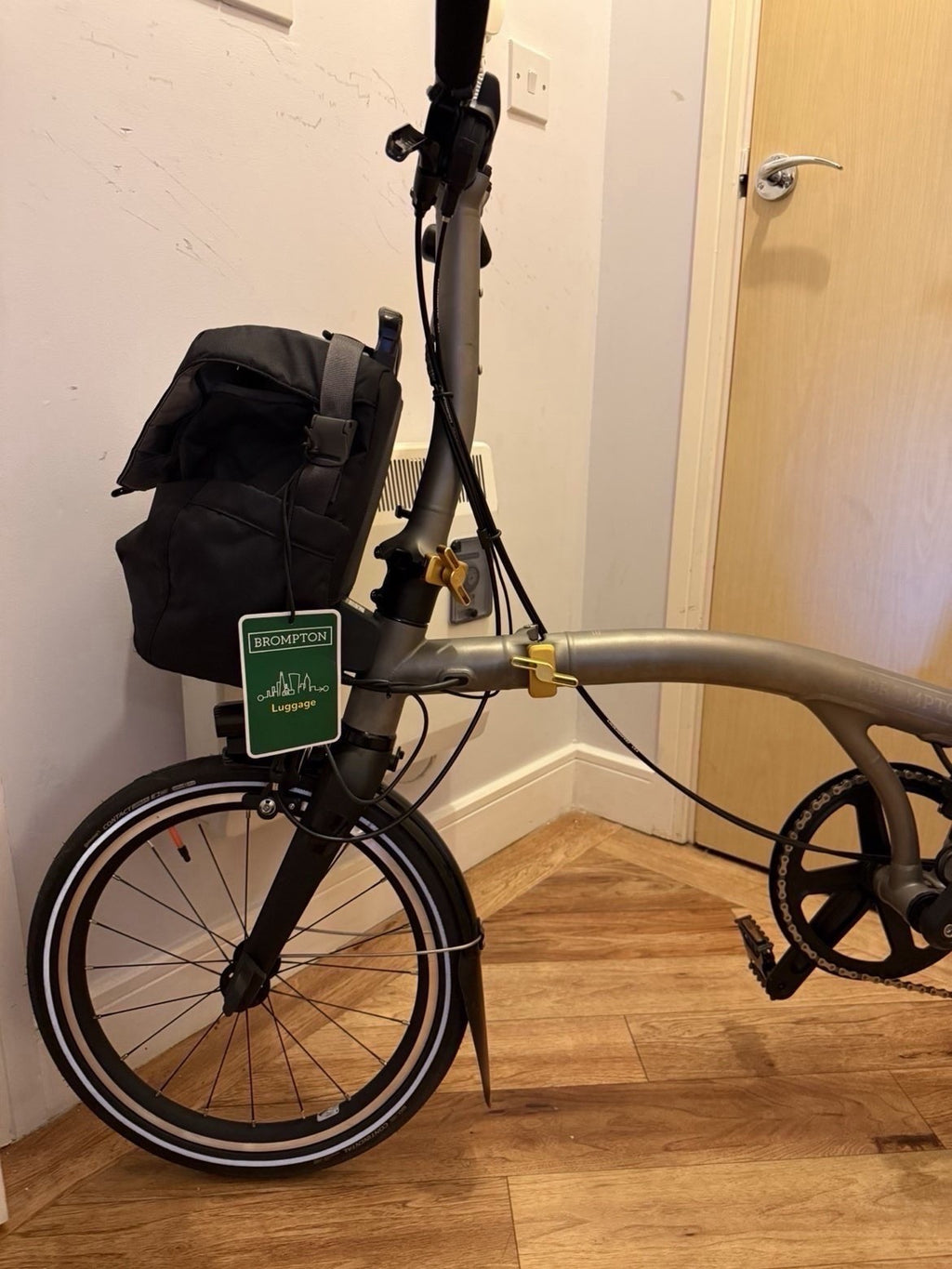 Brompton E T line titanium folding bike, only 24 miles