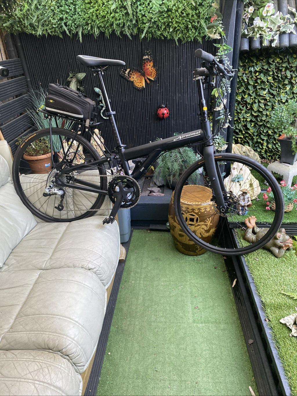 Airnimal Joey Folding Bike 18 Speed, 26 Inch Wheels Custom Frame, Cabin, Forks ￼