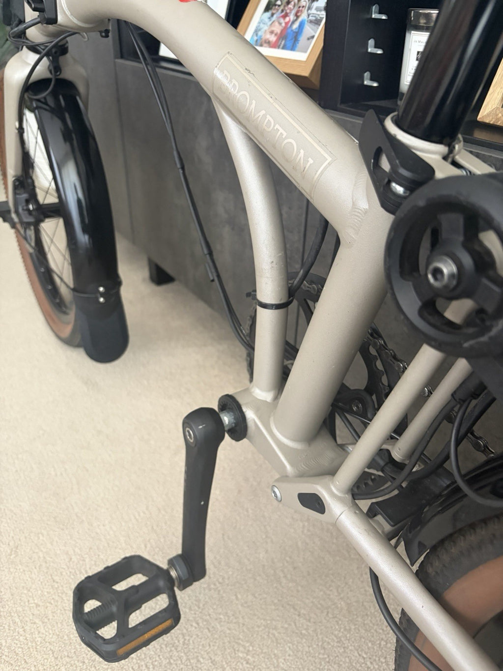 Brompton G Line 4 Speed Traildust White Folding Bike Excellent Condition