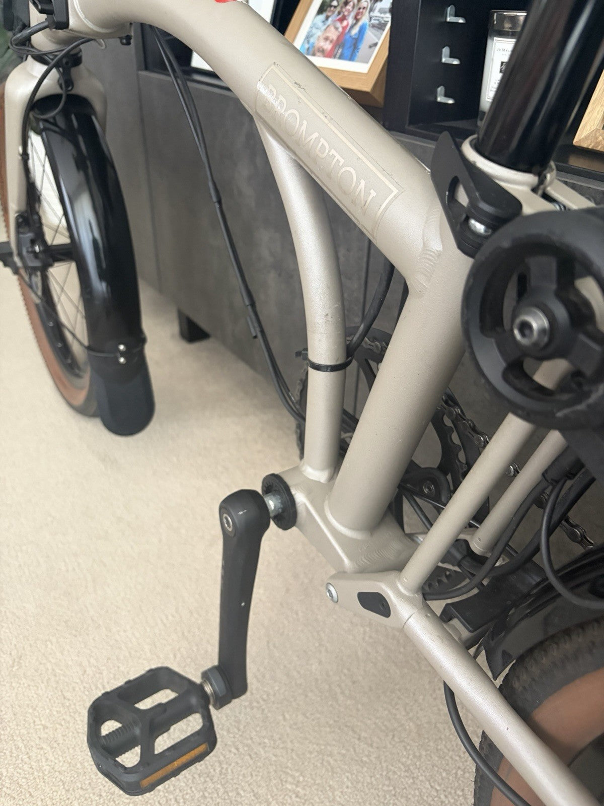 Brompton G Line 4 Speed Traildust White Folding Bike Excellent Condition