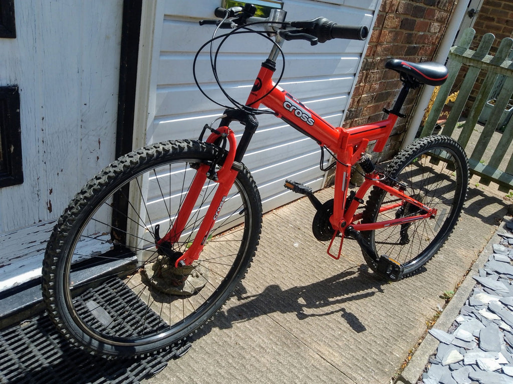 Cross Folding Bike Compact Easy Storage 18 Speed Shimano Gears