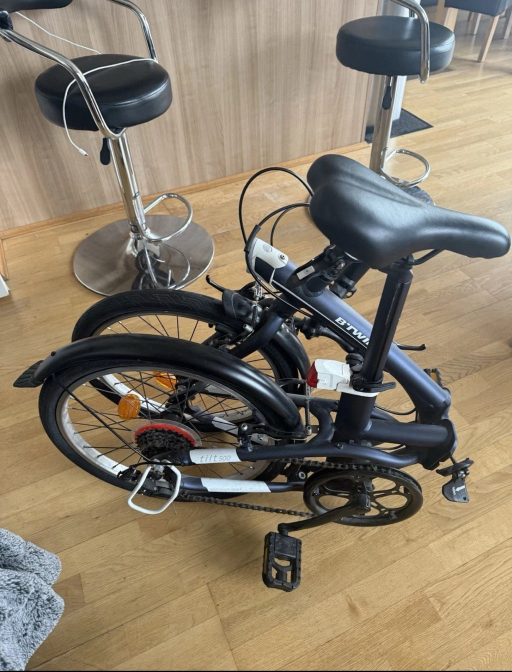 BTWIN Folding Bike 500  Metallica Blue Only Used Once