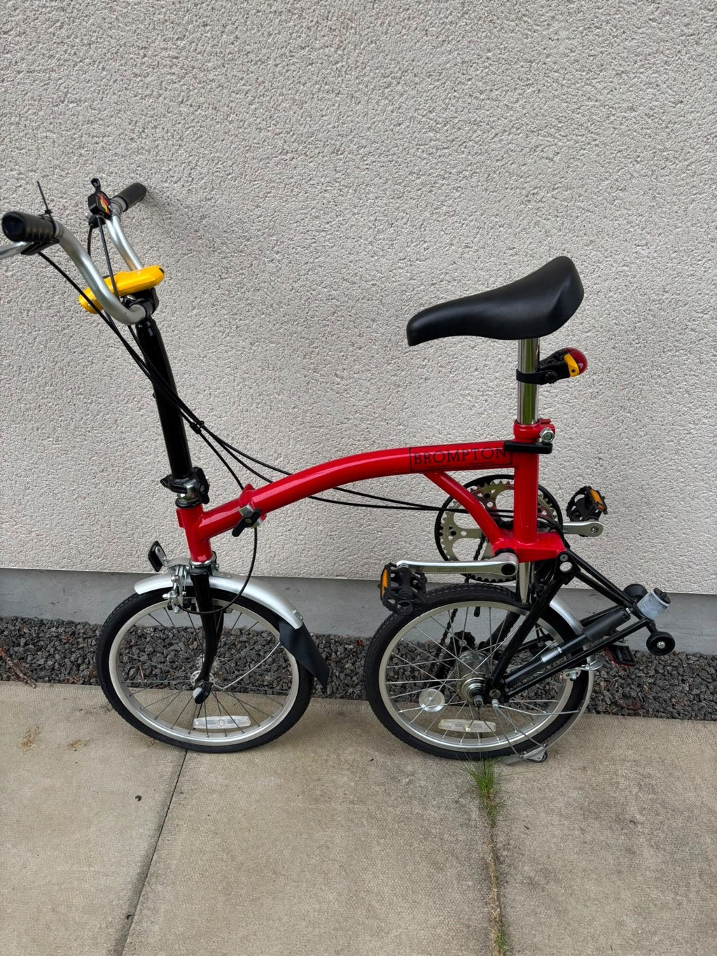 Brompton Folding Bike - Red. 3 speed. Barely used